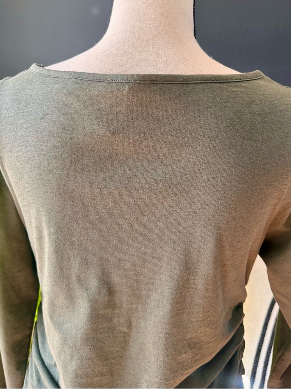 Madewell Olive Green, Side-Ruched, Long Sleeve Tee, Size Small, NWT - Picture 7 of 8